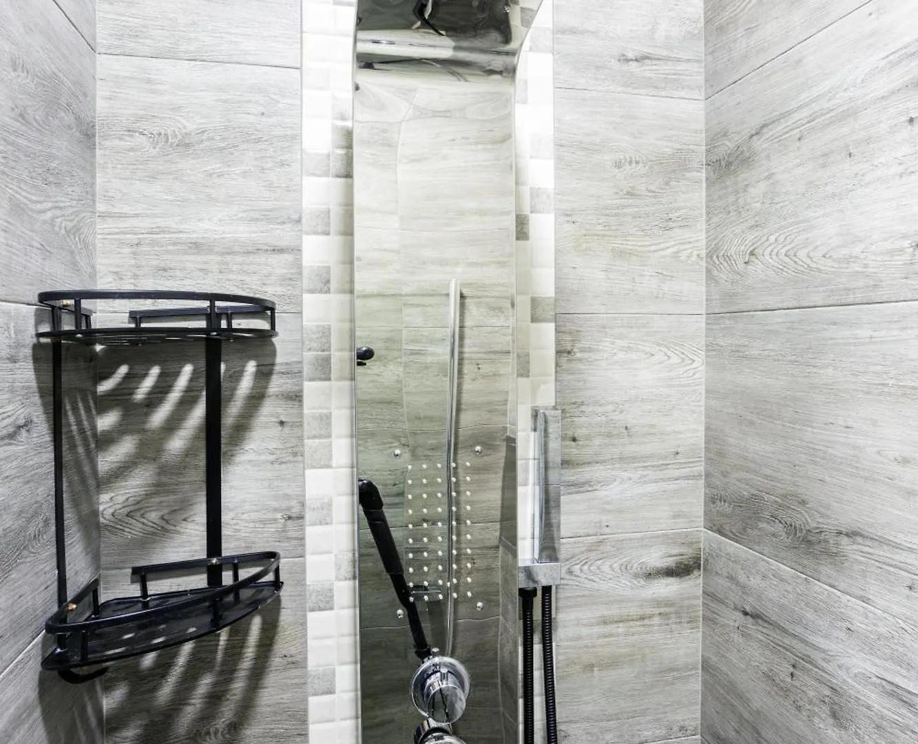 Residence Iron Cube Karlsbad Apartment