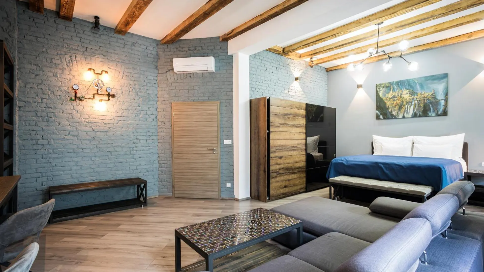 Residence Iron Cube Karlsbad 0*,