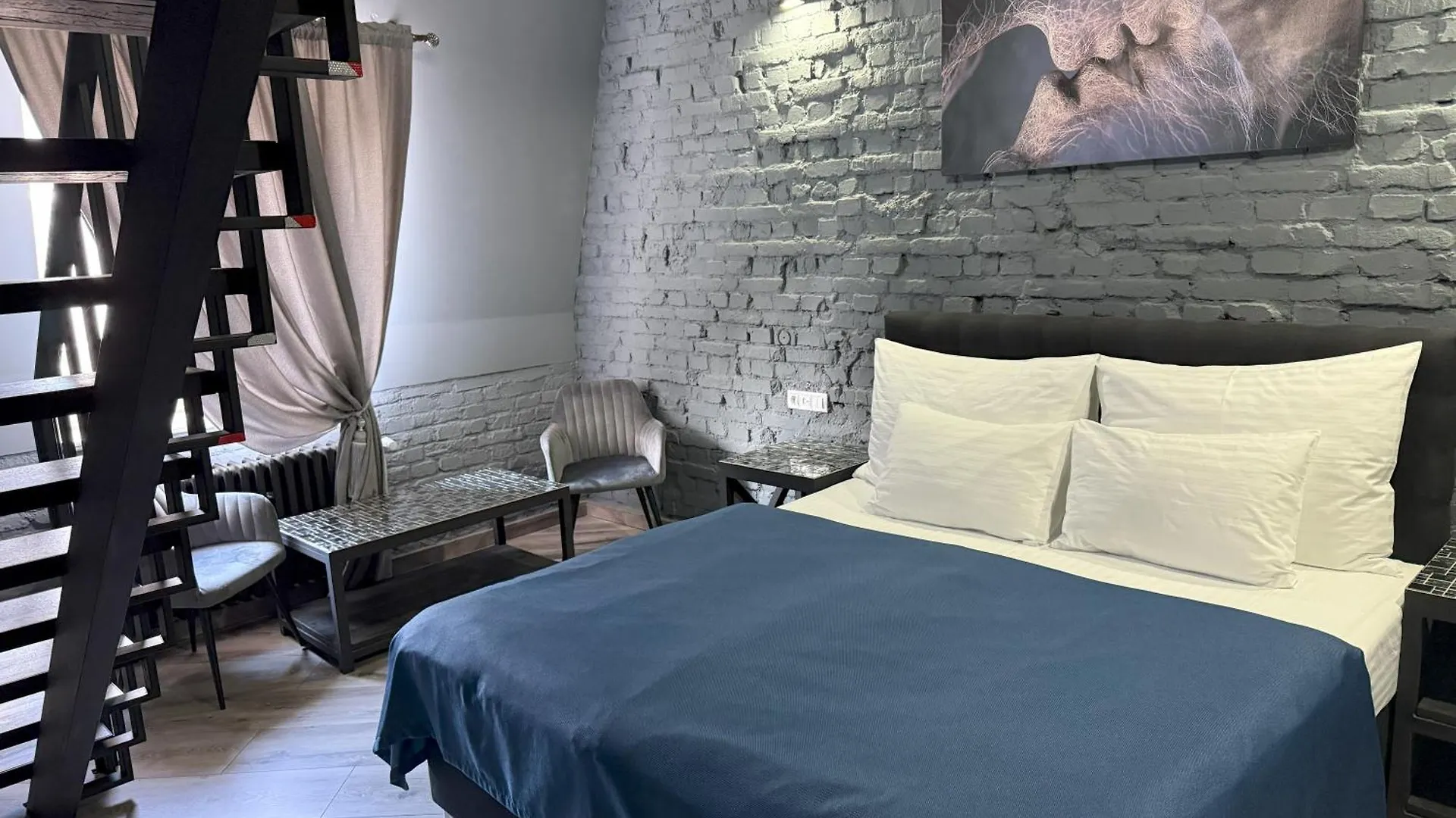 Residence Iron Cube Karlovy Vary