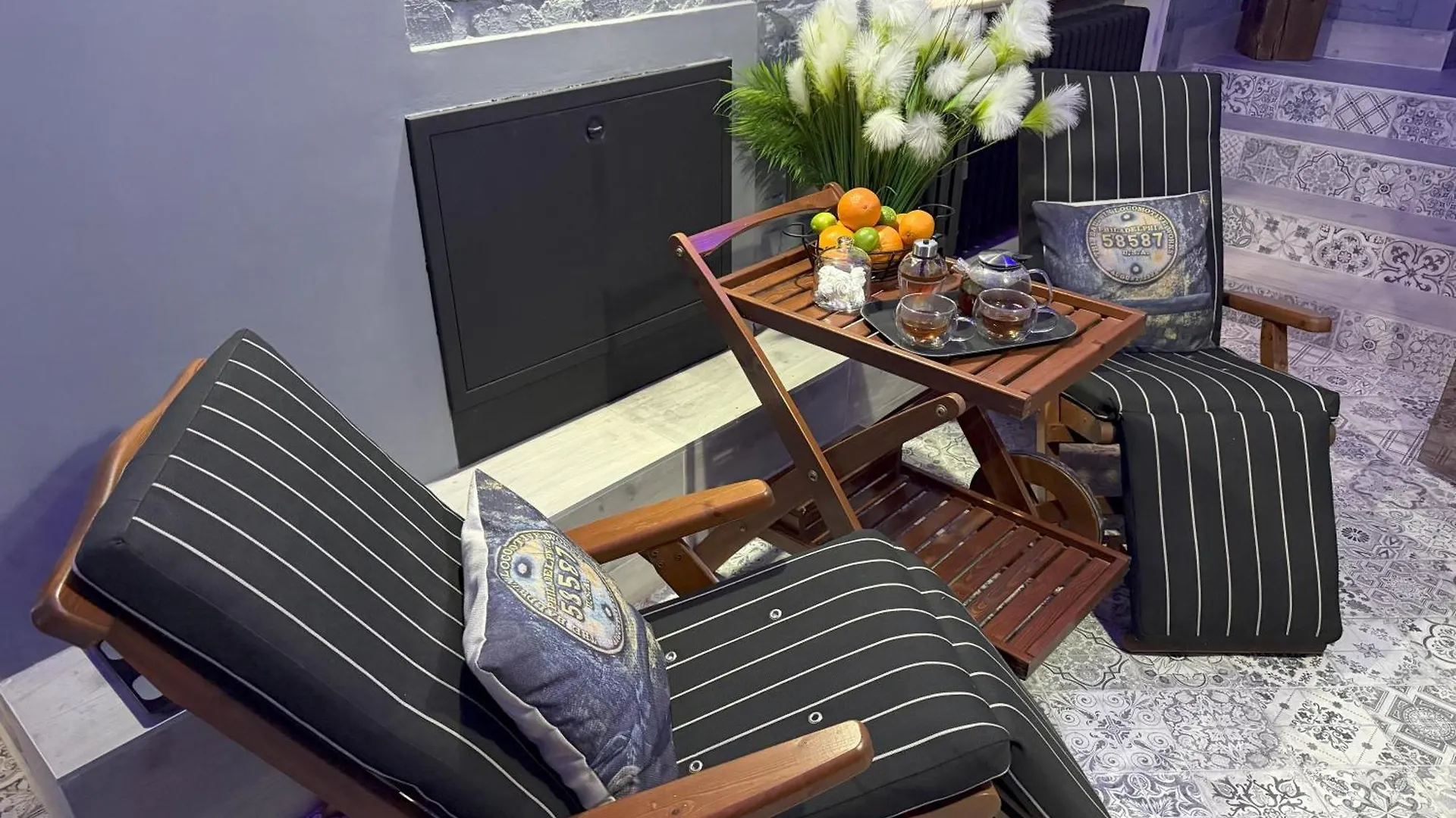 Residence Iron Cube 카를로비바리 아파트